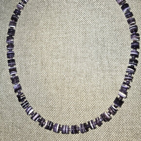Natural Wampum Shell Necklace - Picture 3 of 6